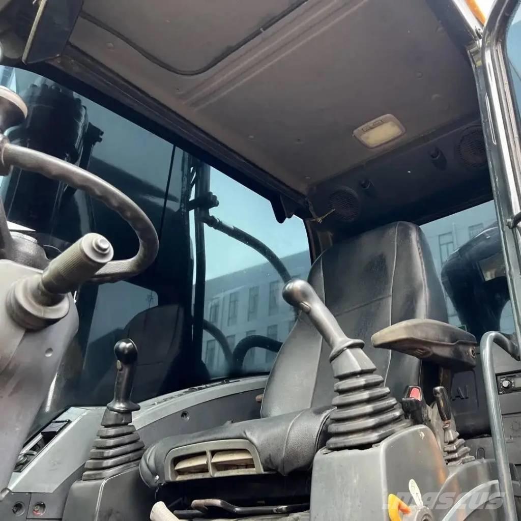 Hyundai R210W-9 Pyöräkaivukoneet