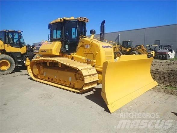 Komatsu D71PXi-24 Telaketjupuskutraktorit