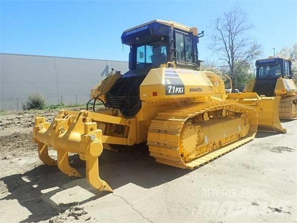 Komatsu D71PXi-24 Telaketjupuskutraktorit