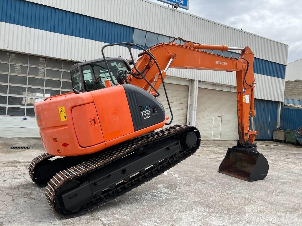 Hitachi ZX 135 US Telakaivukoneet