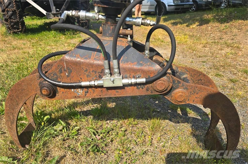 Valmet 715M Kuormatraktorit