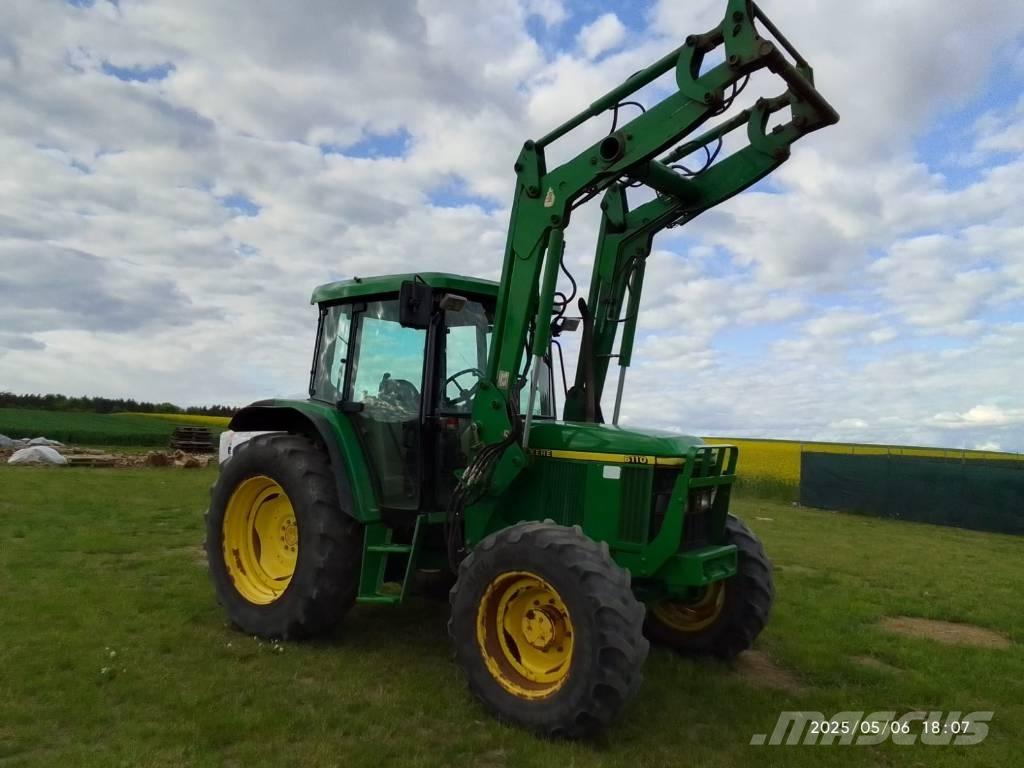 John Deere 6110 SE Traktorit