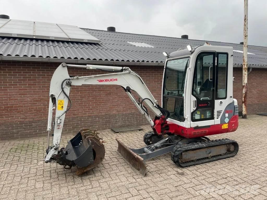 Takeuchi TB219 Minikaivukoneet < 7t