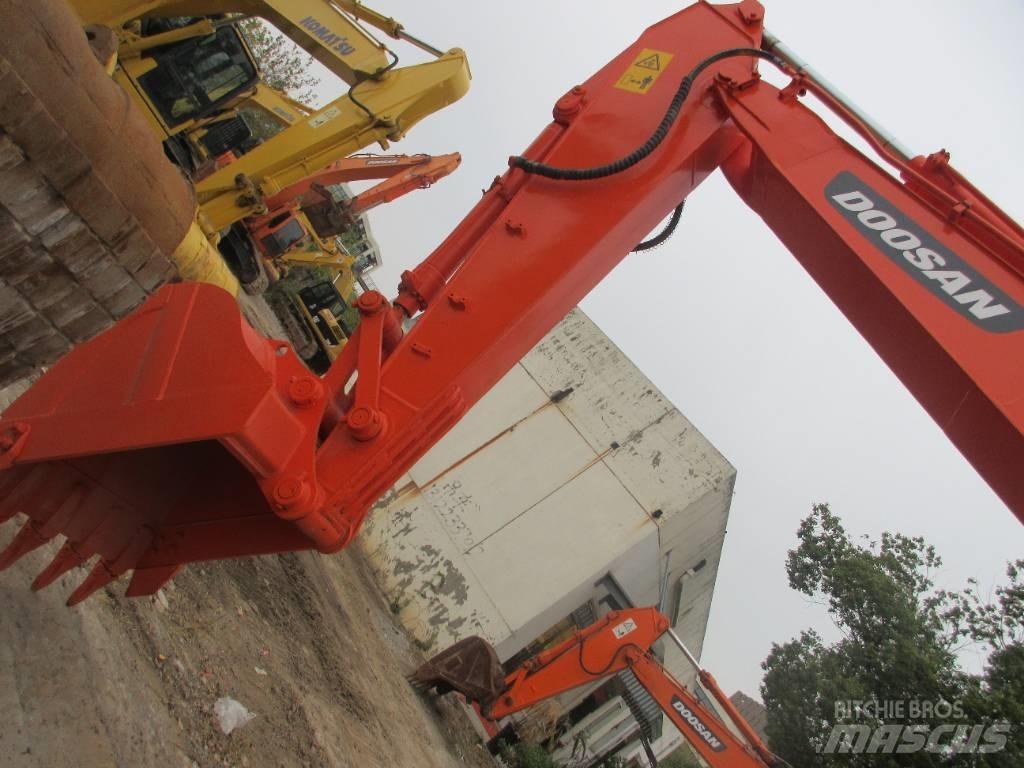 Doosan DH 150 LC-7 Pyöräkaivukoneet