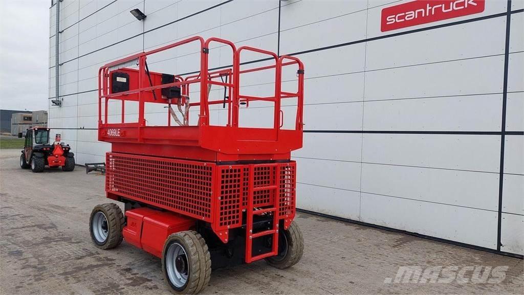 JLG 4069LE Saksilavat