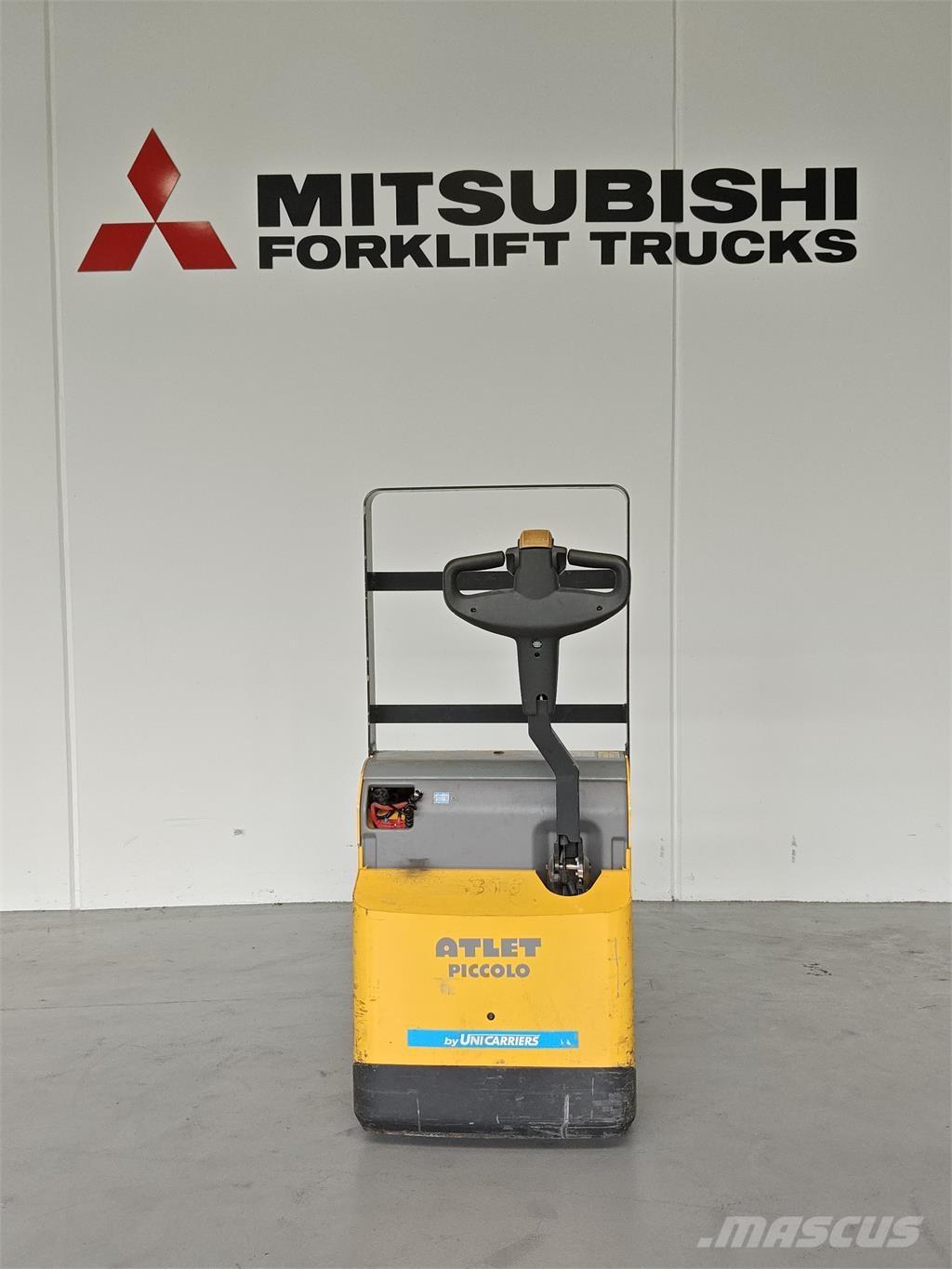 Atlet PLL180 Käyden ajettavat pinoamistrukit