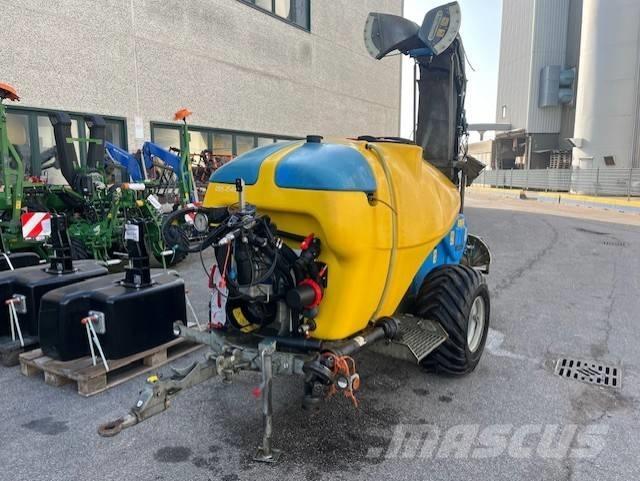  Martignani KWH M612 Viinikasvinsuojeluruiskut