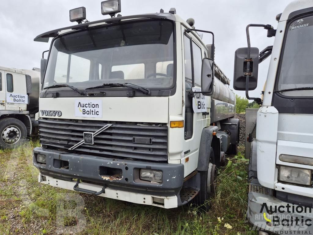 Volvo FL6 Säiliöautot