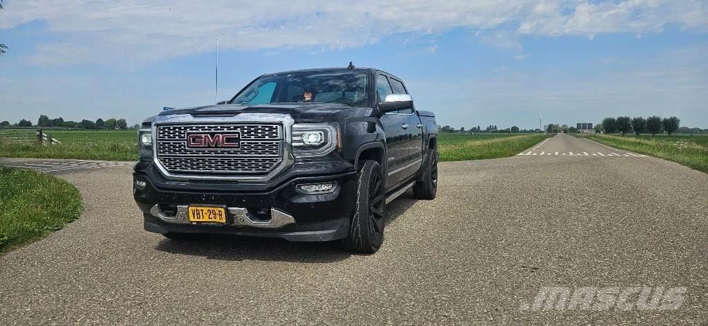 GMC Denali Sierra Henkilöautot