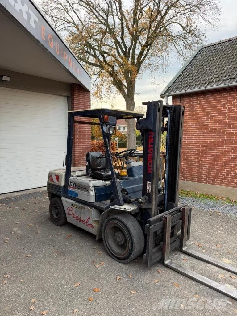 Komatsu FD30T-11E Dieseltrukit