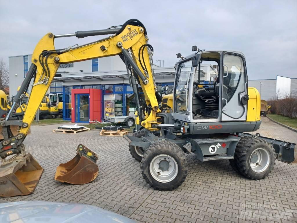 Wacker Neuson EW100 Pyöräkaivukoneet