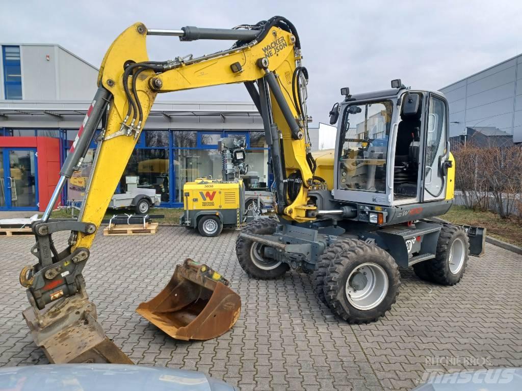 Wacker Neuson EW100 Pyöräkaivukoneet