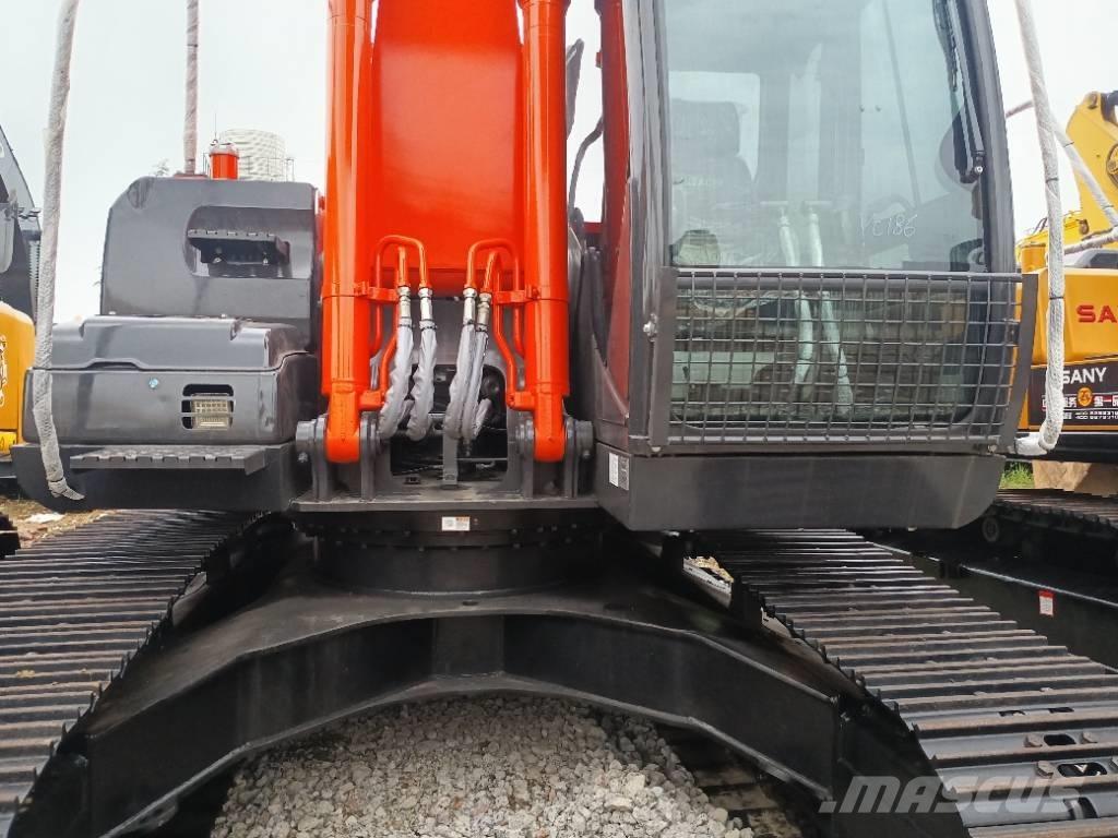 Hitachi ZX 200-3 Telakaivukoneet