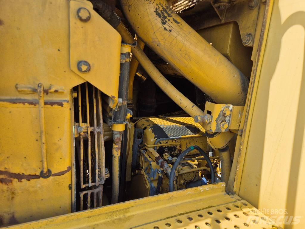 CAT 963B Telakuormaajat