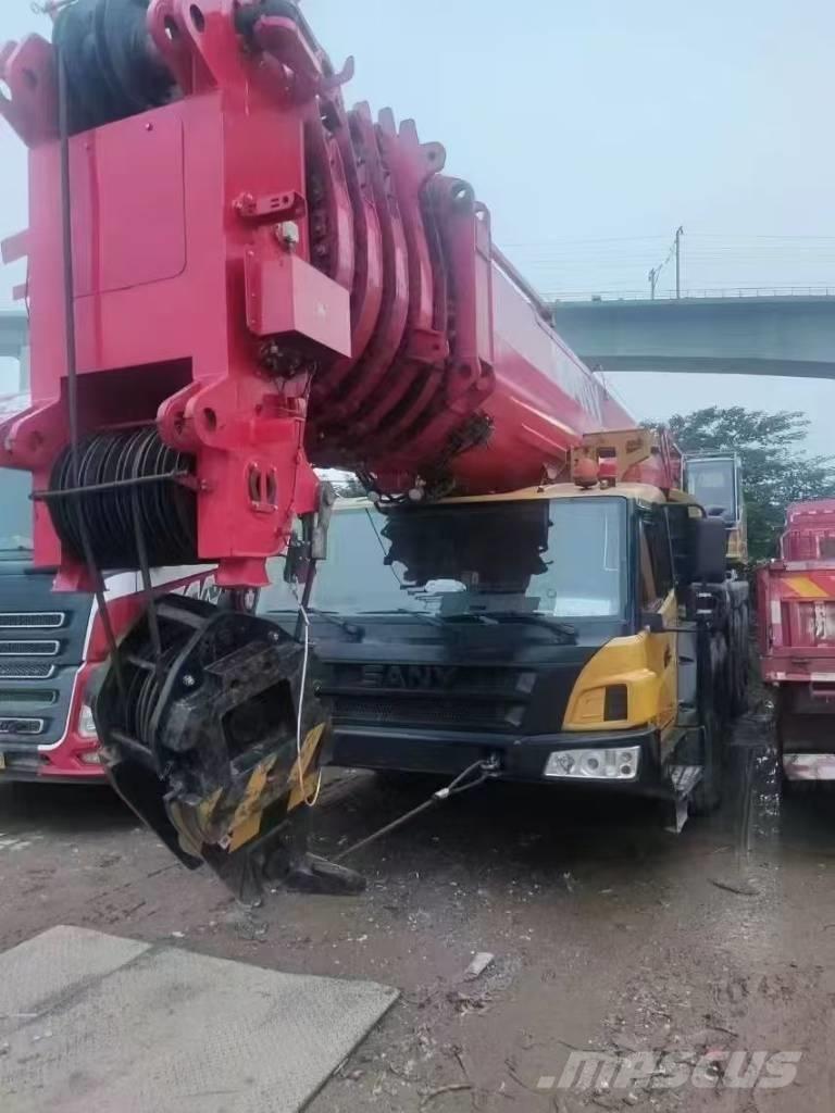 Sany SAC3000T Mobiilinosturit