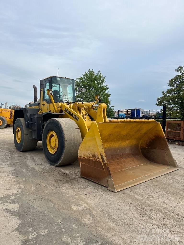 Komatsu WA 470-3H Pyöräkuormaajat
