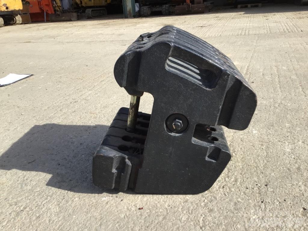 New Holland Weights Etupainot