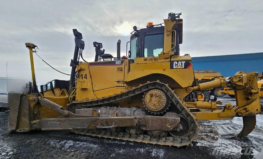 CAT D 8 T Telaketjupuskutraktorit