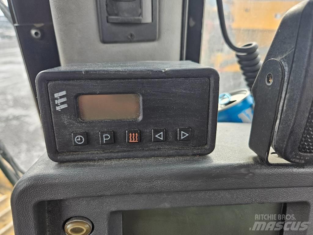CAT D 8 T Telaketjupuskutraktorit