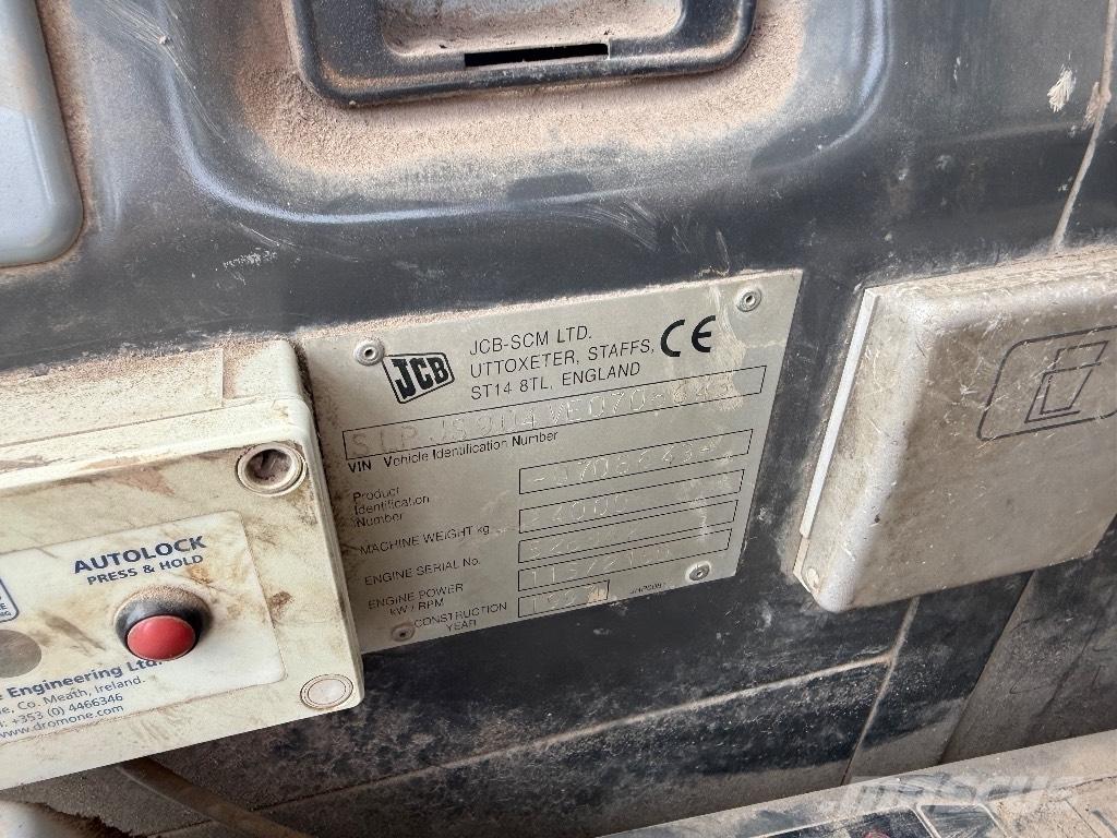 JCB JS 240 LC Telakaivukoneet