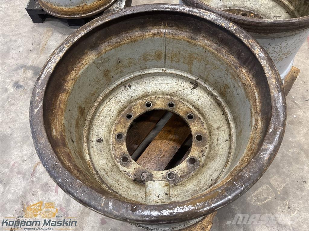 Valmet 860 24x26,5 Renkaat ja vanteet