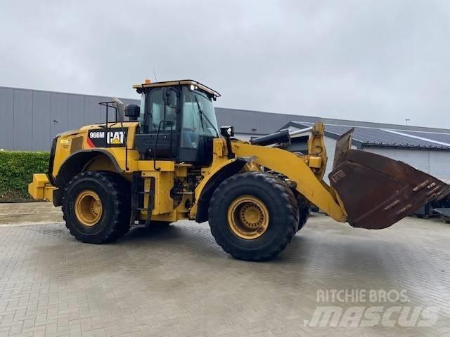CAT 966 M Pyöräkuormaajat
