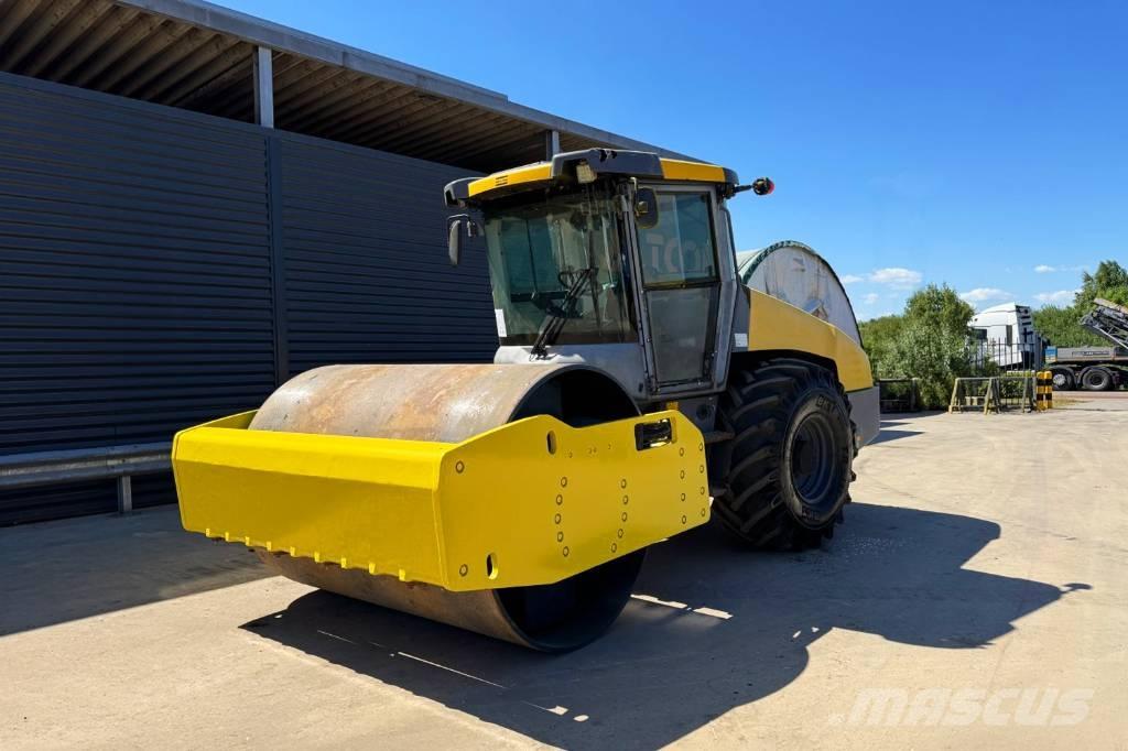 Dynapac CA3500D Yksivalssijyrät