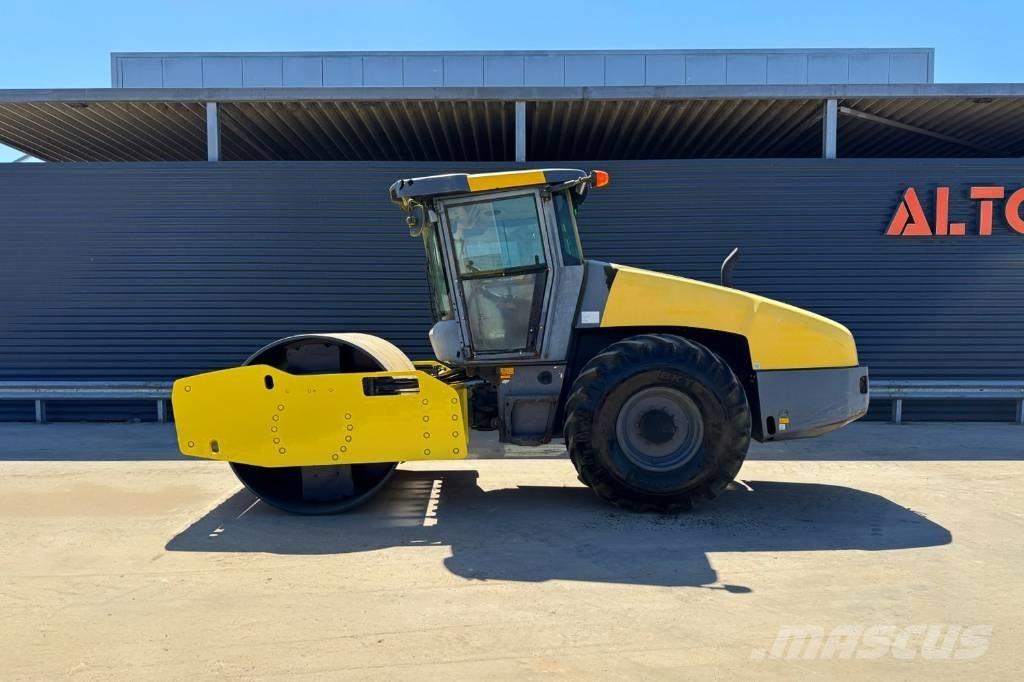 Dynapac CA3500D Yksivalssijyrät