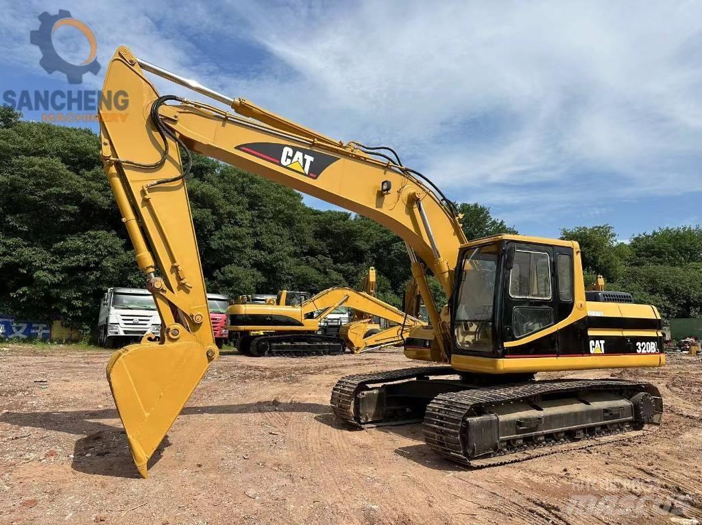CAT 320 B Telakaivukoneet