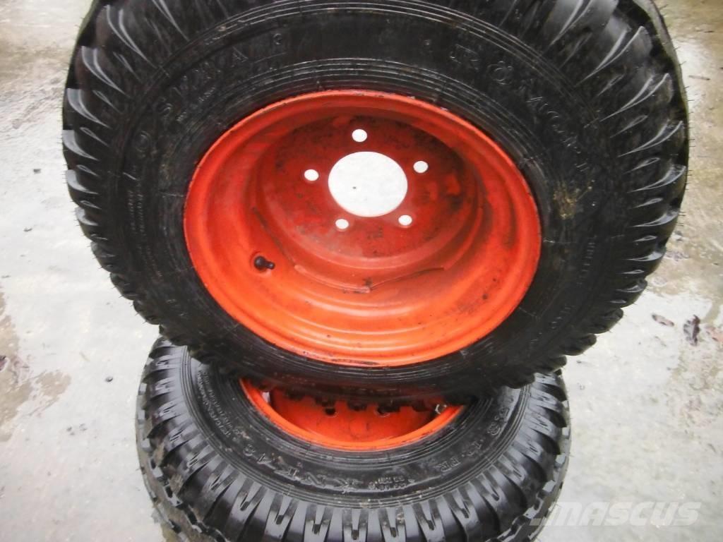  SEHA 10.0/75R15.3 Renkaat ja vanteet