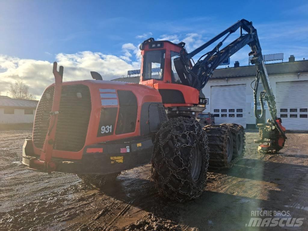 Komatsu 931 Harvesterit