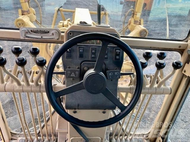 CAT 140 H Tiehöylät