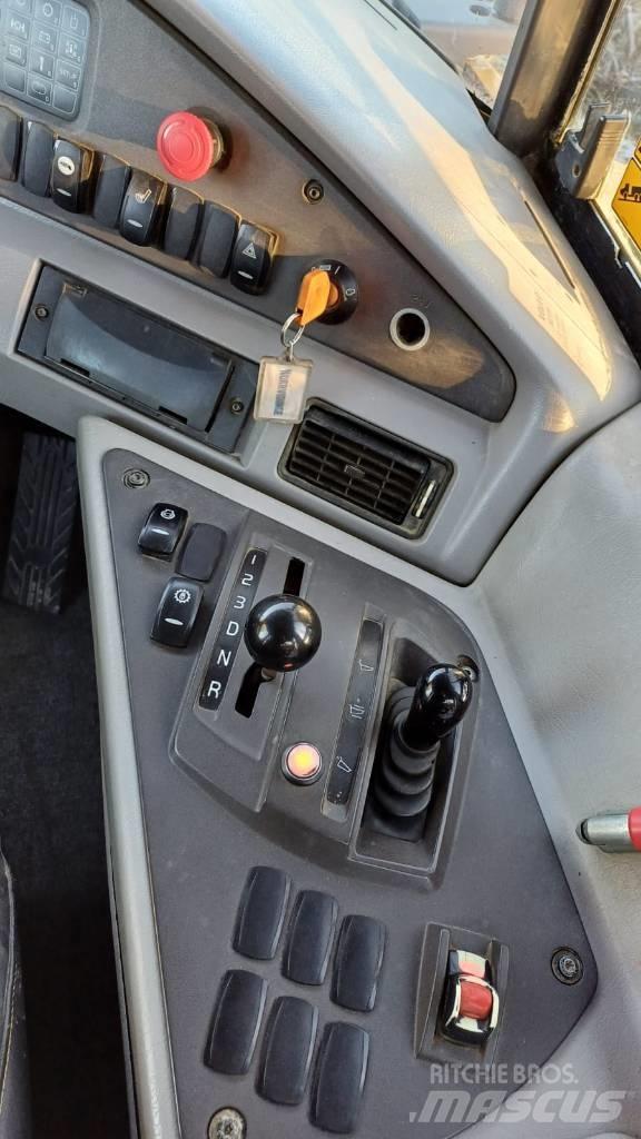 Volvo A 25 F Dumpperit