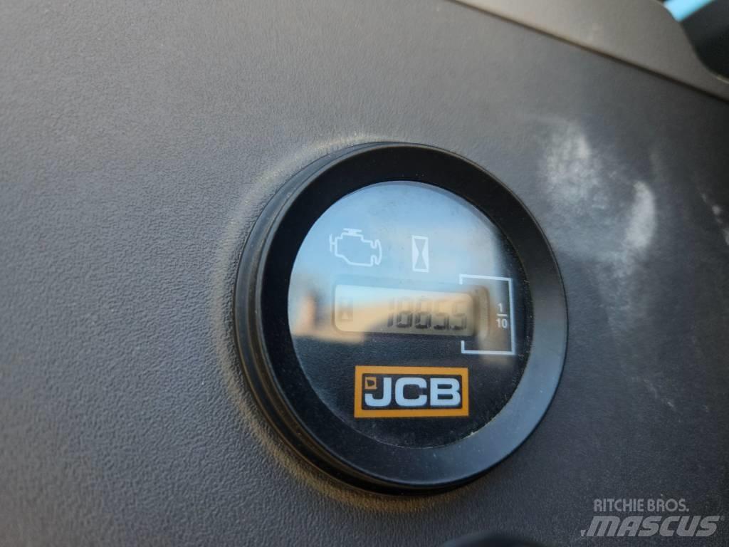 JCB 245 XLR Telakaivukoneet