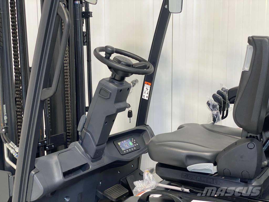 Bobcat B25NS Sähkötrukit