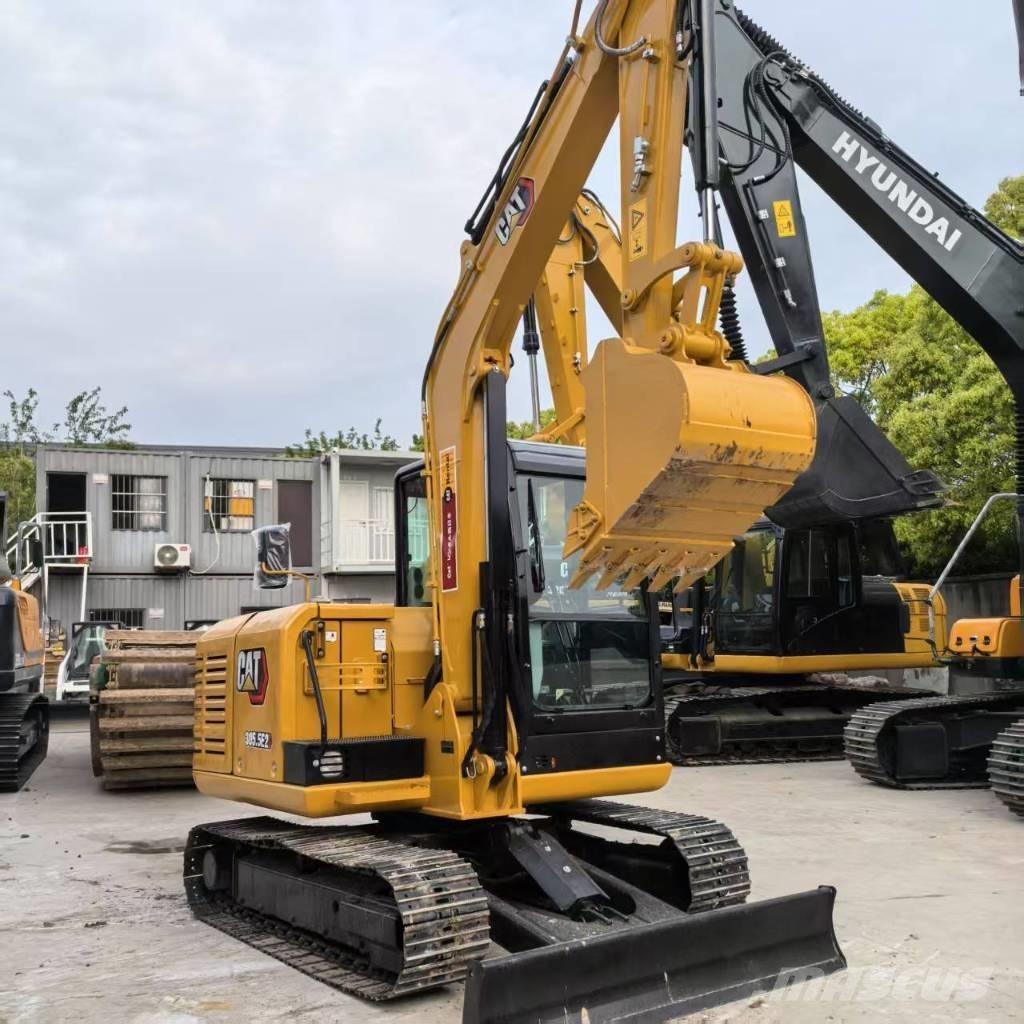 CAT 305.5 E2 Minikaivukoneet < 7t