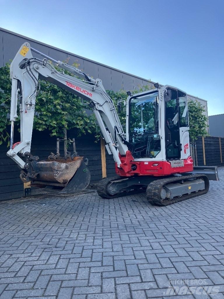 Takeuchi TB 335 R Minikaivukoneet < 7t