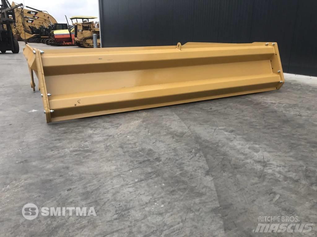 Volvo A40D Takalaidat