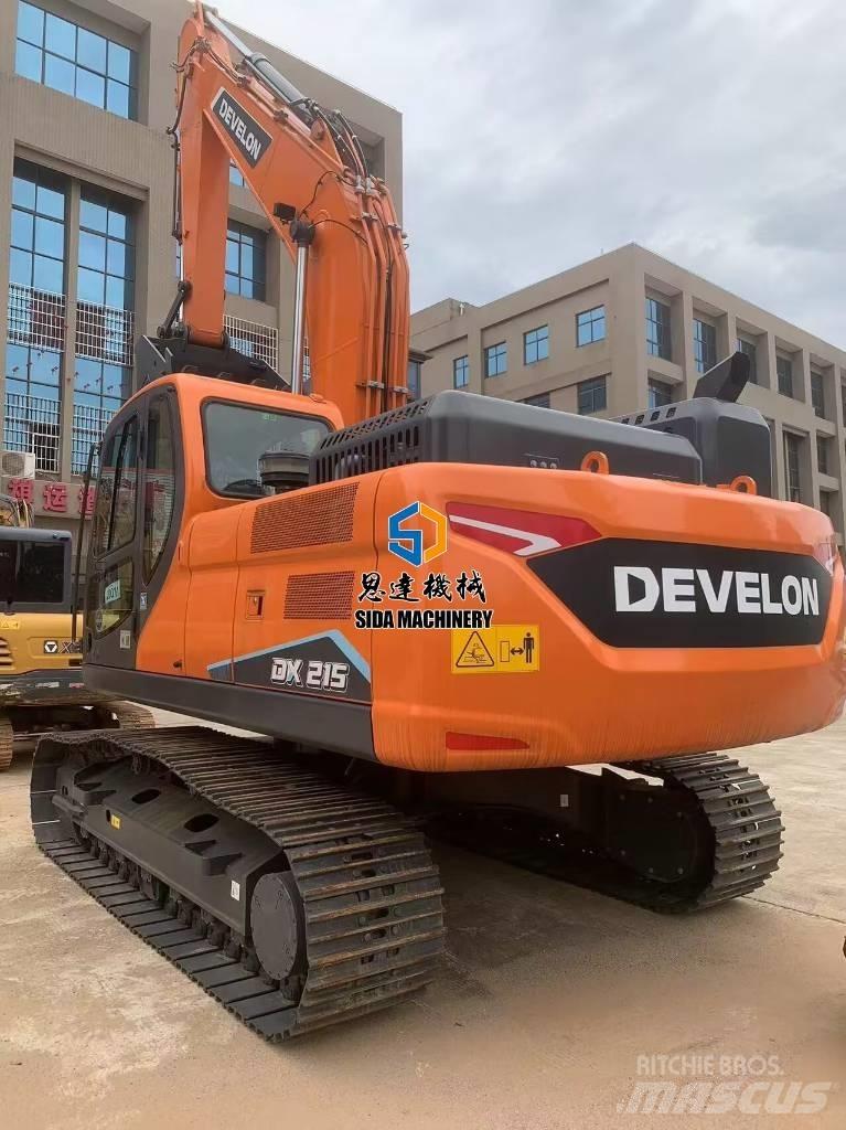 Develon DX 215 Midikaivukoneet 7t - 12t