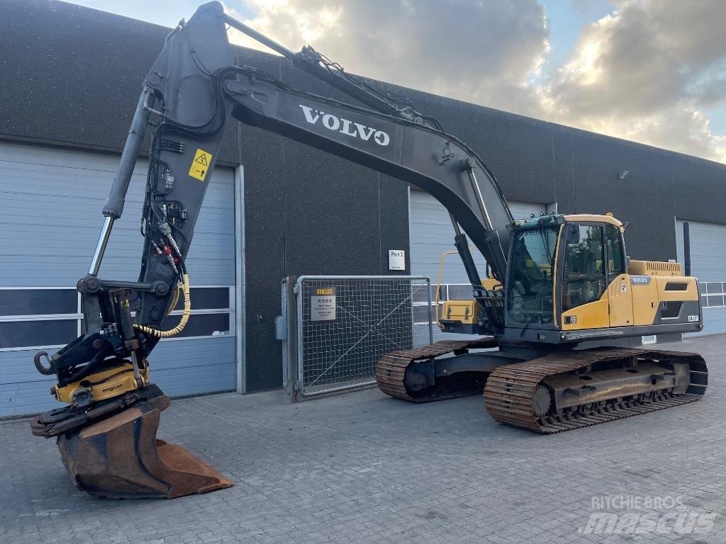 Volvo EC250DL Telakaivukoneet