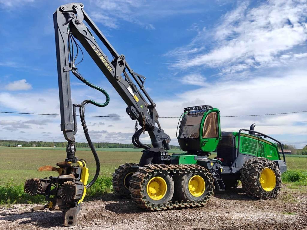 John Deere 1270 G Harvesterit