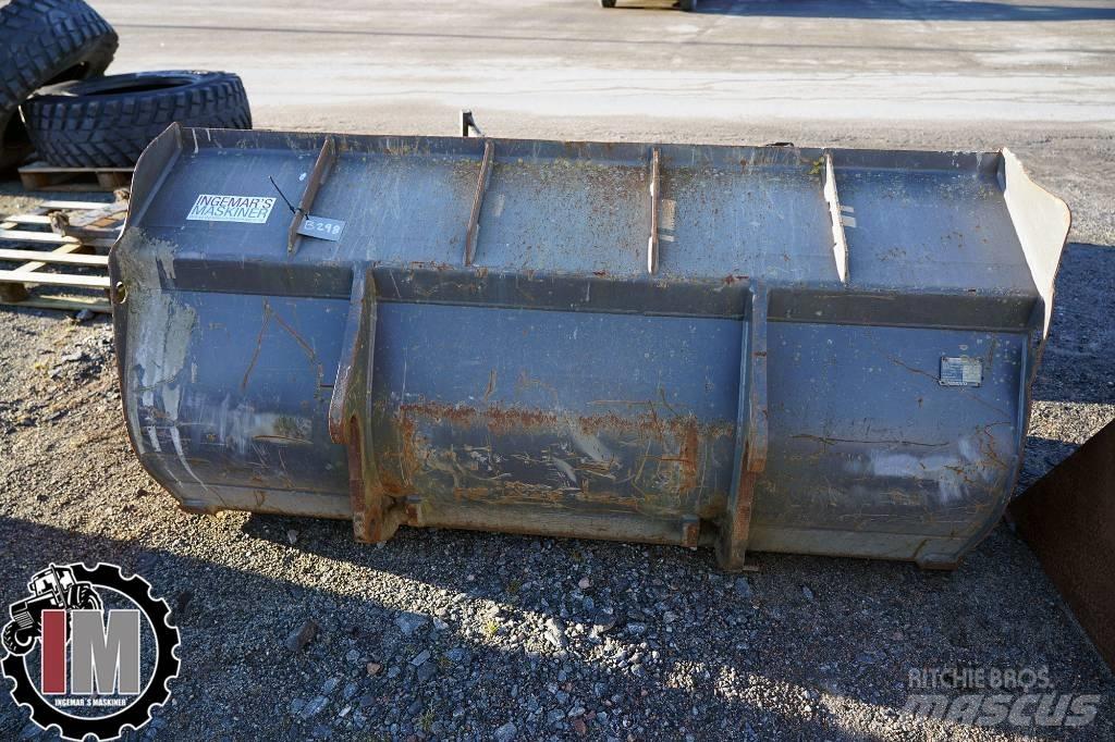 Volvo L30 Skopa Kauhat