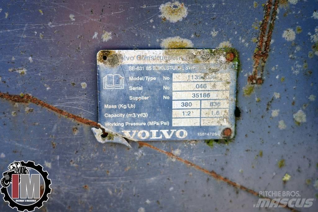 Volvo L30 Skopa Kauhat