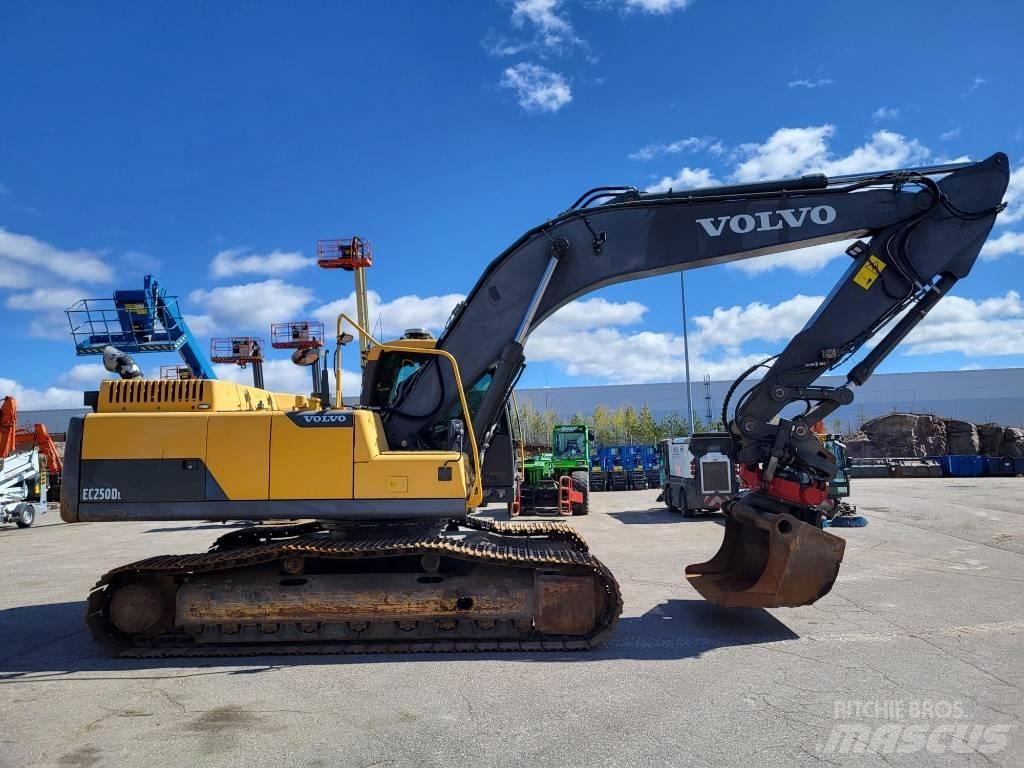 Volvo EC 250 D L Telakaivukoneet