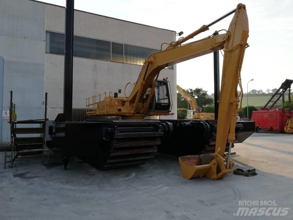 Hitachi MA 125 Amfibio-kaivinkoneet