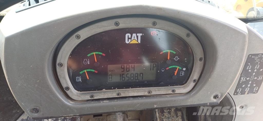 CAT 963 D Telakuormaajat