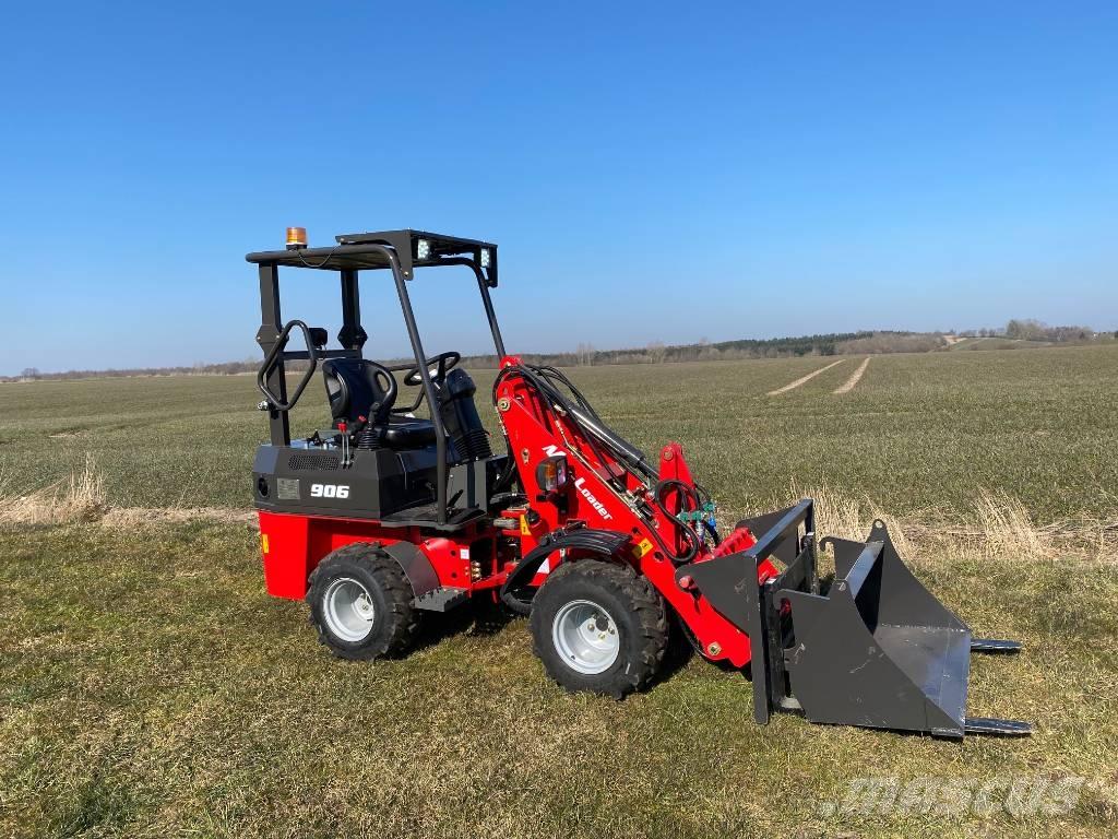  Max Loader 906 Pienkuormaajat