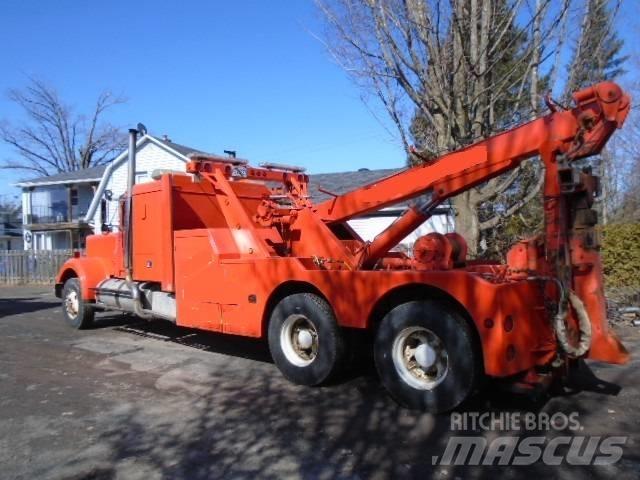Western Star 4964B Hinausautot