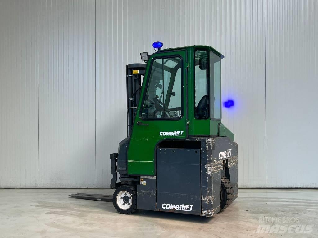 Combilift CBE2500 Nelitietrukit