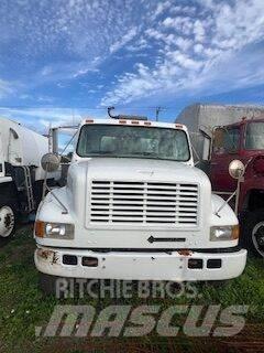 International 4700 Lava-kuorma-autot